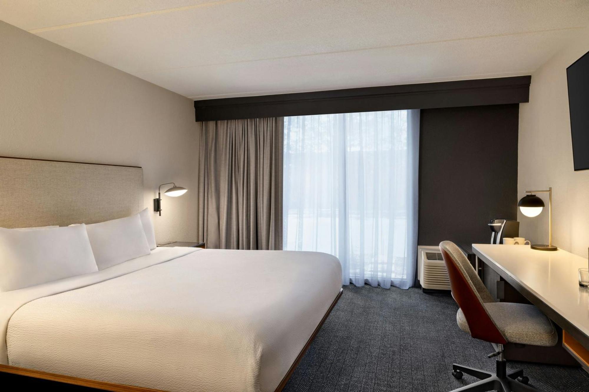 Courtyard Atlanta Northlake Такер Экстерьер фото