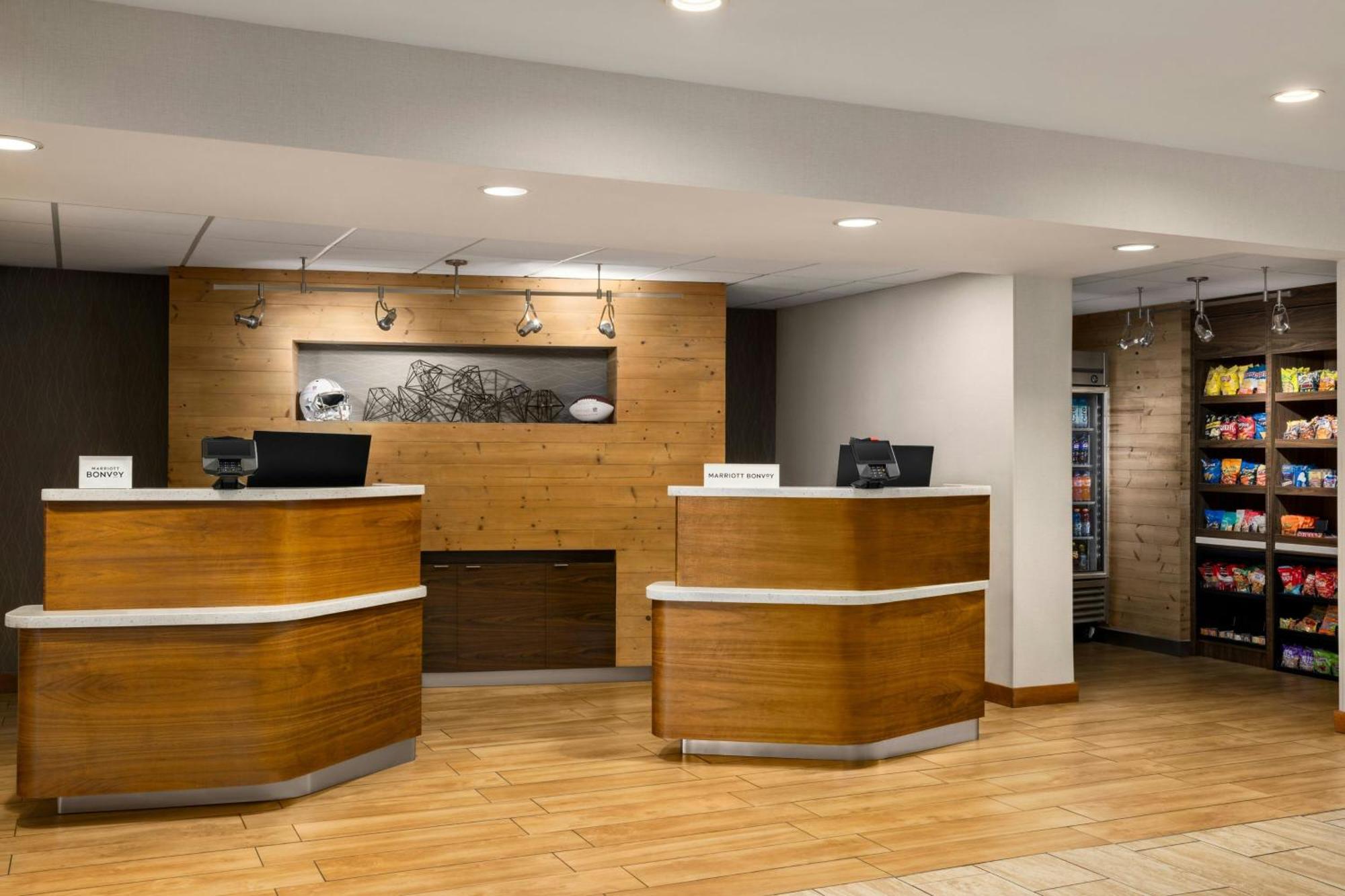 Courtyard Atlanta Northlake Такер Экстерьер фото